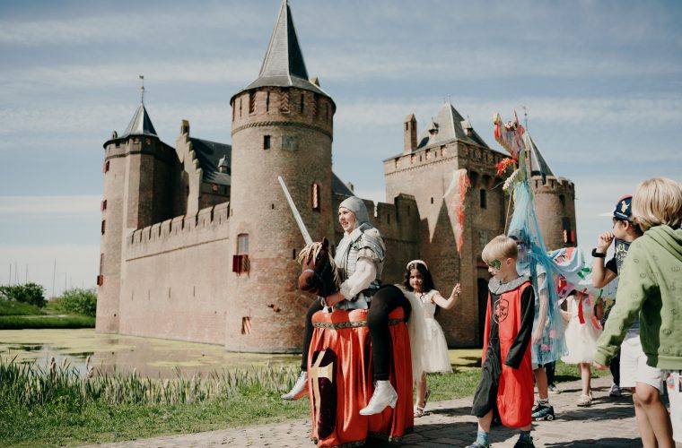 Circus Olifant op het Muiderslot