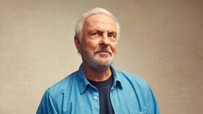 Huub Stapel — theater in Bussum